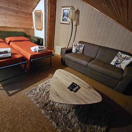 Loricaskihome Bagian luar foto